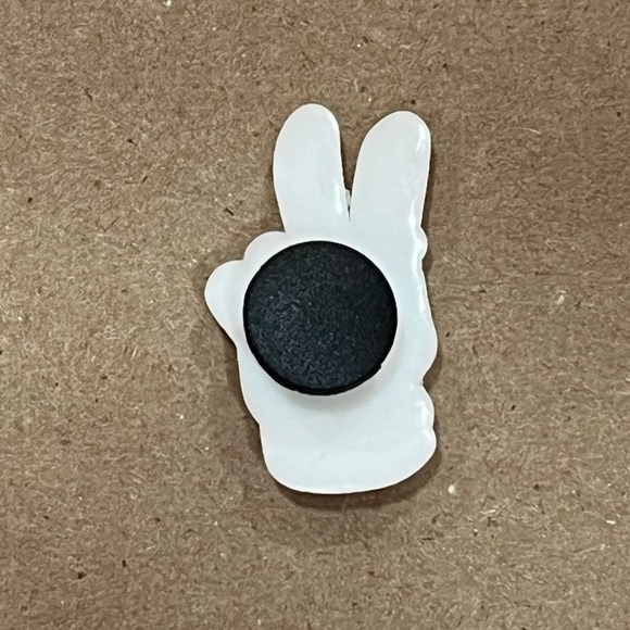 3/$10 ✌🏼Hippie Peace Sign Croc Charm - Picture 2 of 2